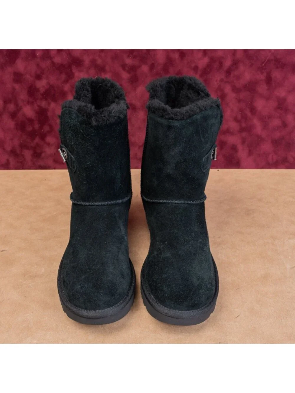 UGG Women D Link Chain Slip-on Black Nubuck Warm Comfortable Boots sz 11